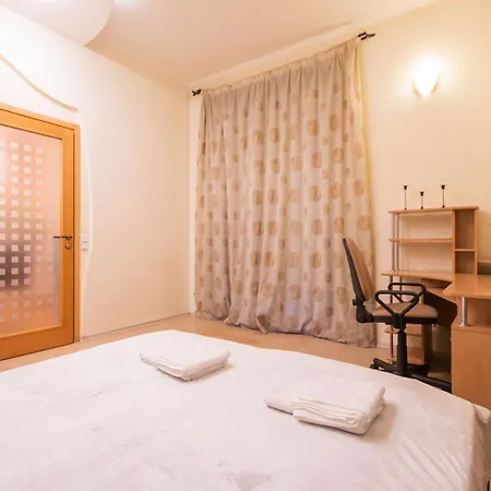 3-кімнатні, метро хрещатик Apartament