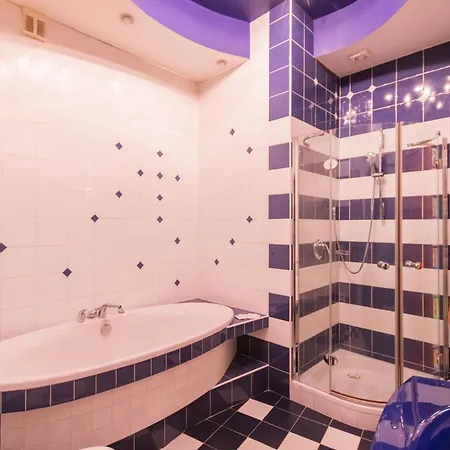 Apartament 3-кімнатні, метро хрещатик Kijów